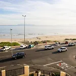 Romilly 32 Beachfront