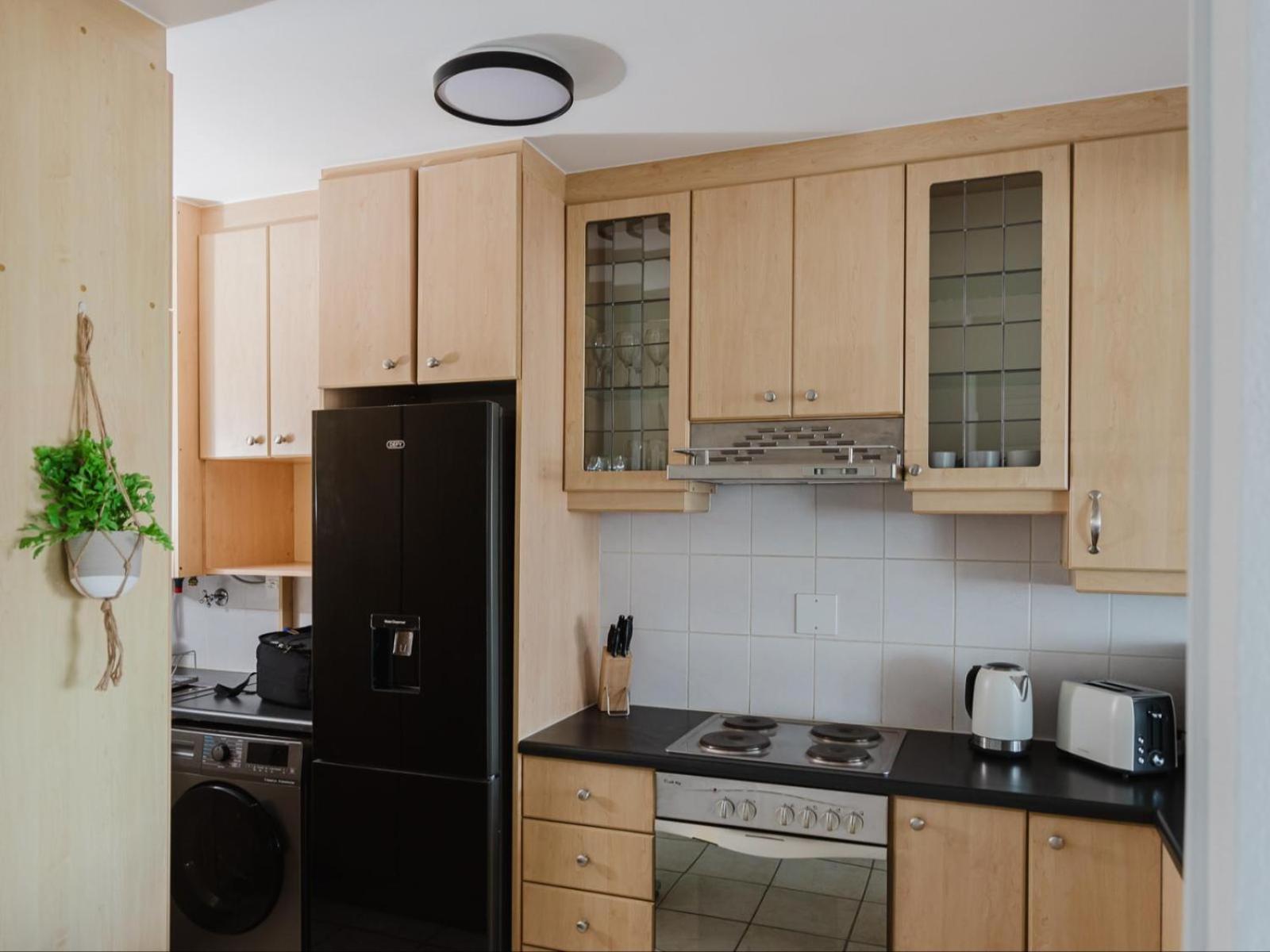 Romilly 32 Beachfront Le Cap